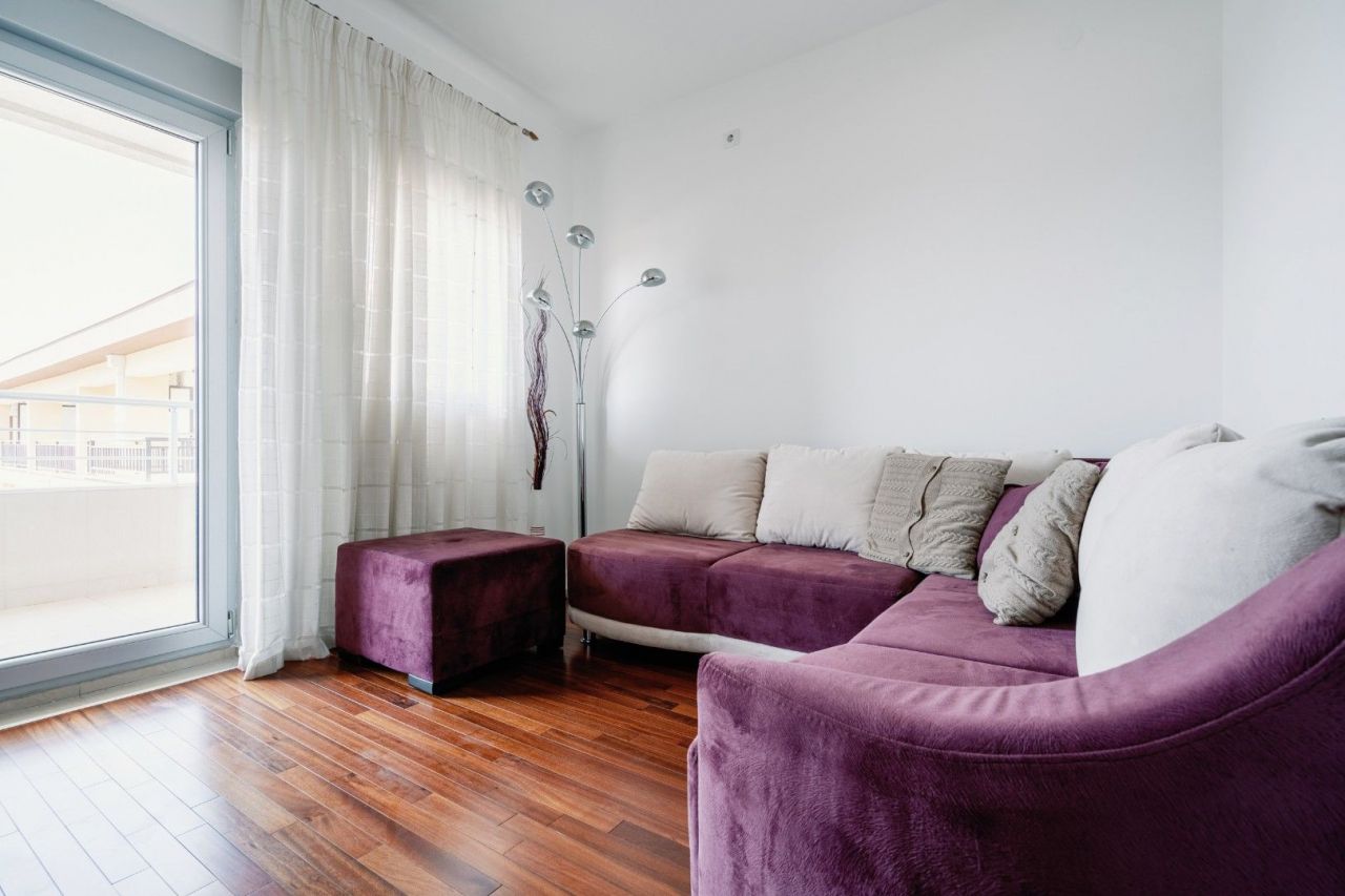 Квартира в Будве, Черногория, 76 м² - фото 11