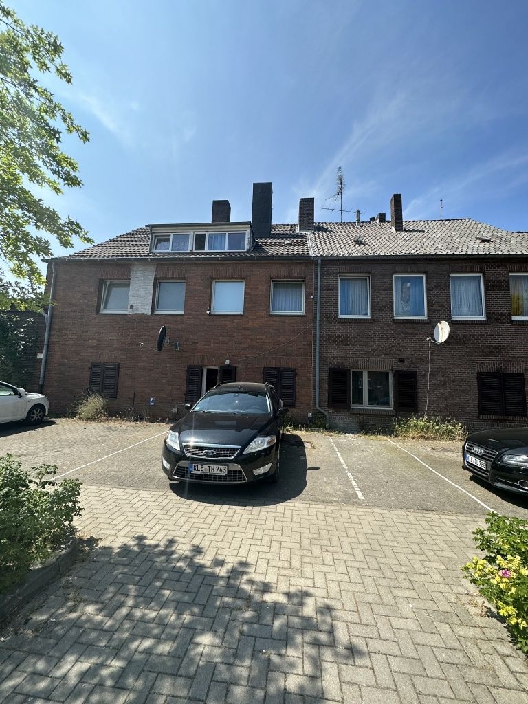 Доходный дом в Эммерих-ам-Райне, Германия, 350 м² - фото 2