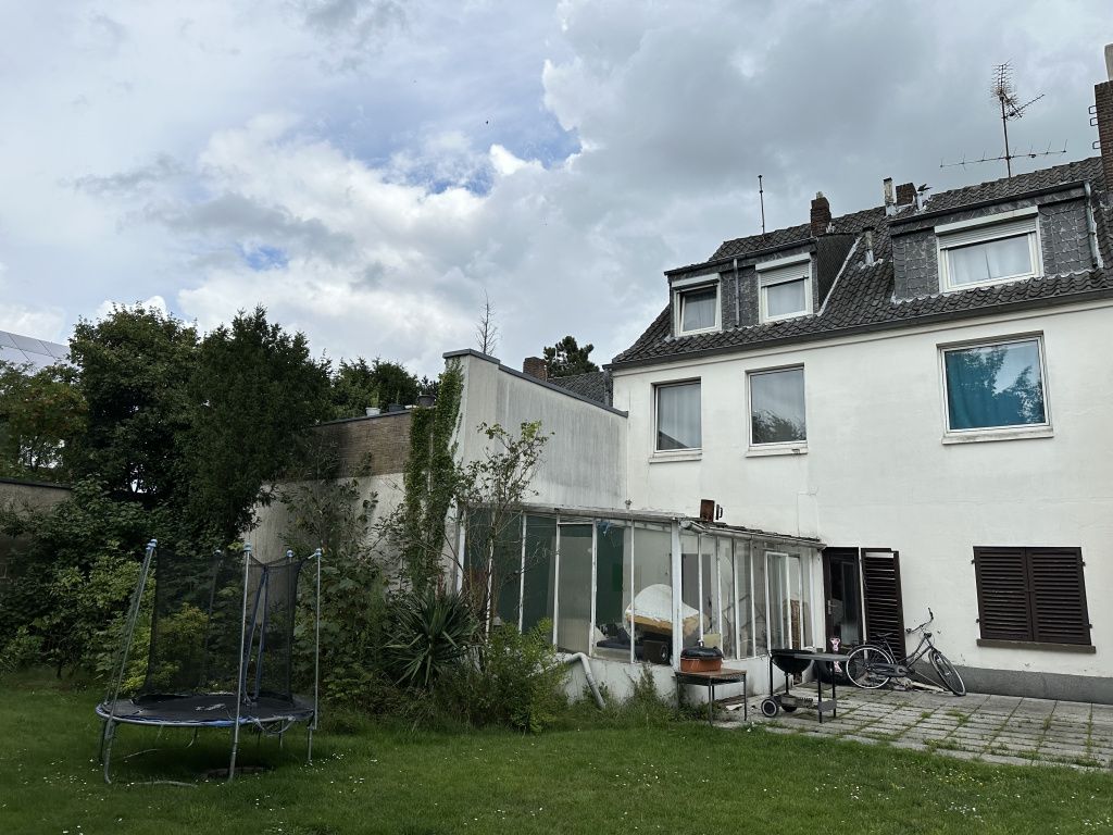 Доходный дом в Эммерих-ам-Райне, Германия, 350 м² - фото 6