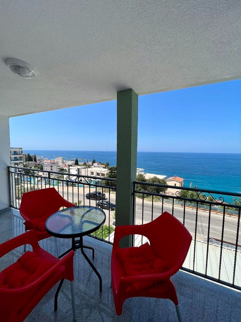 Отель, гостиница в Добра Воде, Черногория, 1 200 м² - фото 3