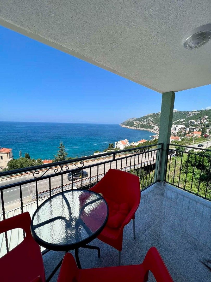 Отель, гостиница в Добра Воде, Черногория, 1 200 м² - фото 4