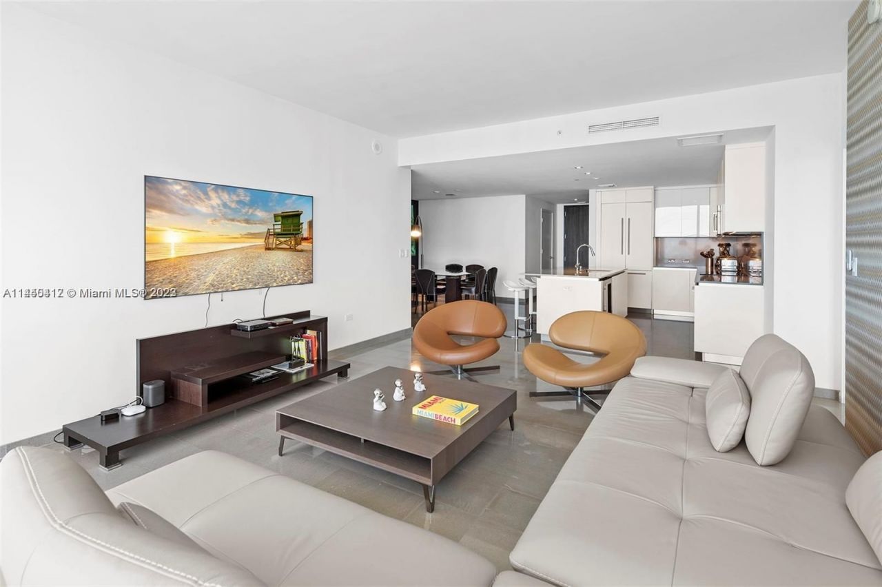 Квартира в Майами, США, 180 м² - фото 11