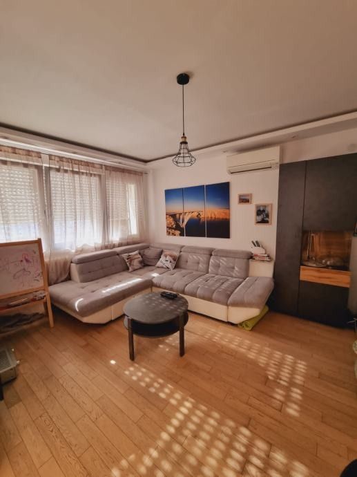 Квартира в Загребе, Хорватия, 76 м² - фото 1