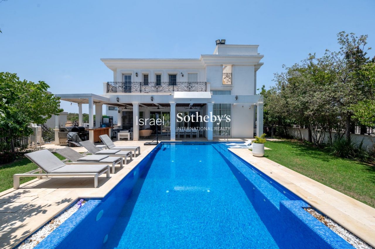 Вилла в Кейсарии, Израиль, 550 м² - фото 12