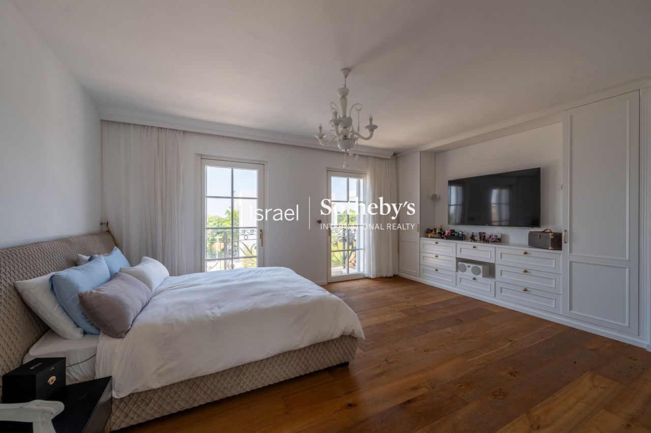 Вилла в Кейсарии, Израиль, 550 м² - фото 9