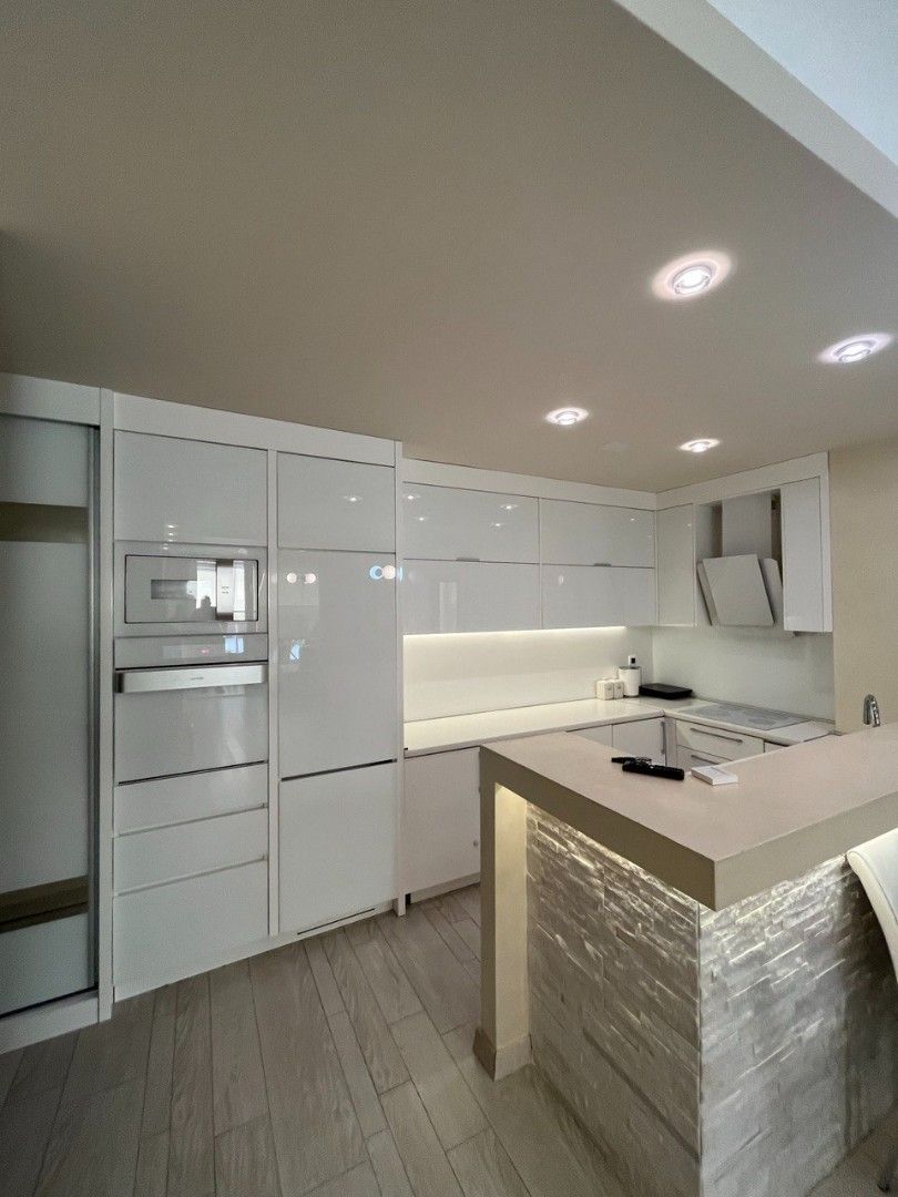 Квартира в Будве, Черногория, 87 м² - фото 4