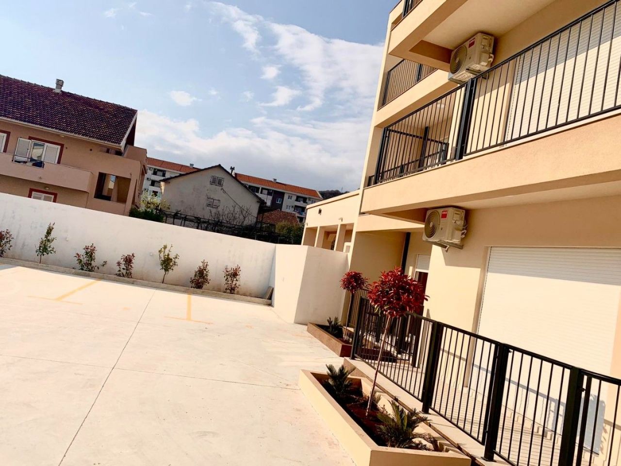 Квартира в Тивате, Черногория, 100 м² - фото 5