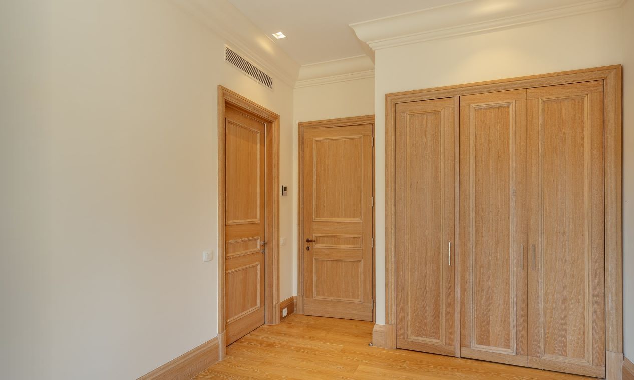 Квартира в Тивате, Черногория, 107 м² - фото 11