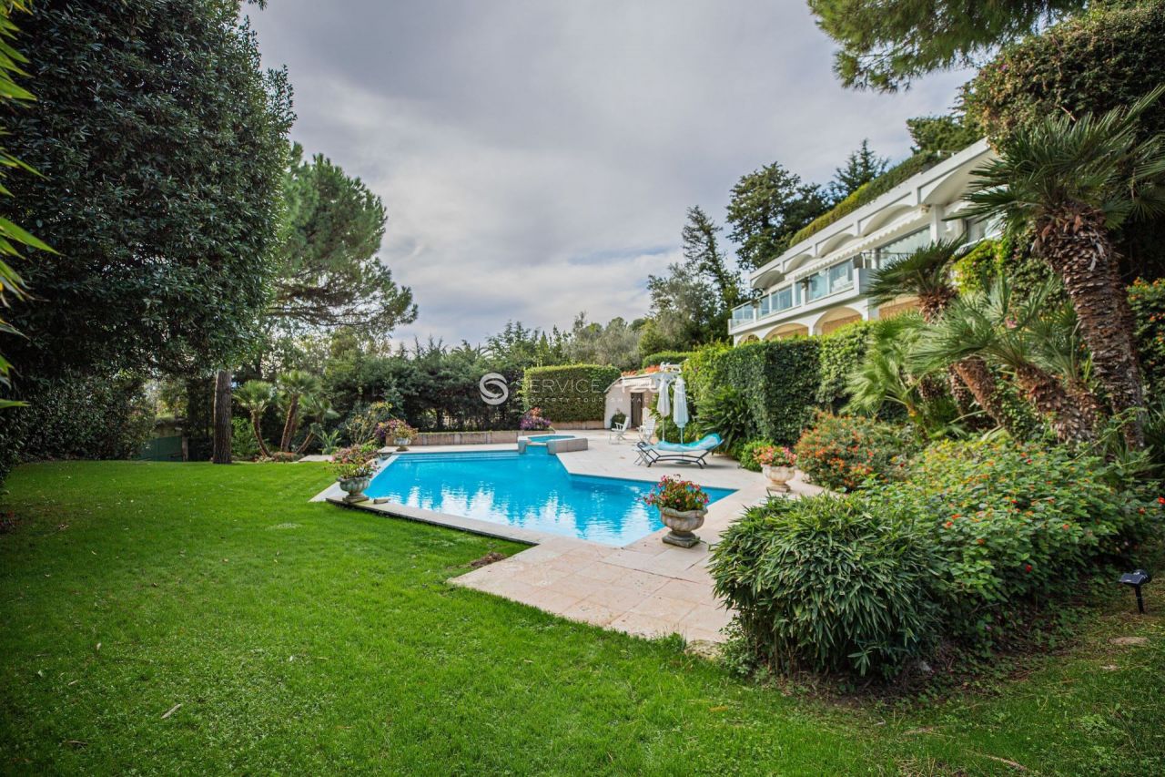 Вилла в Каннах, Франция, 1 300 м² - фото 2