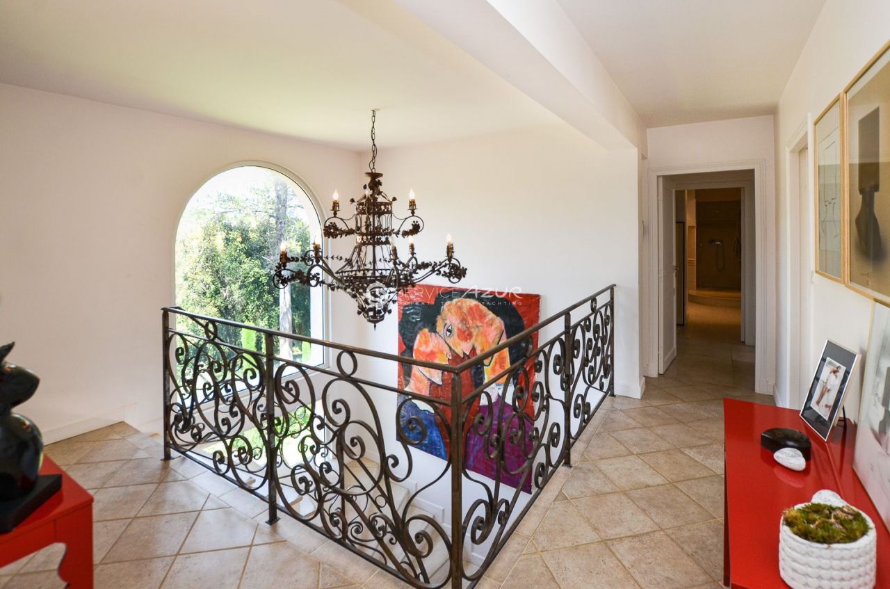 Вилла в Биоте, Франция, 300 м² - фото 7