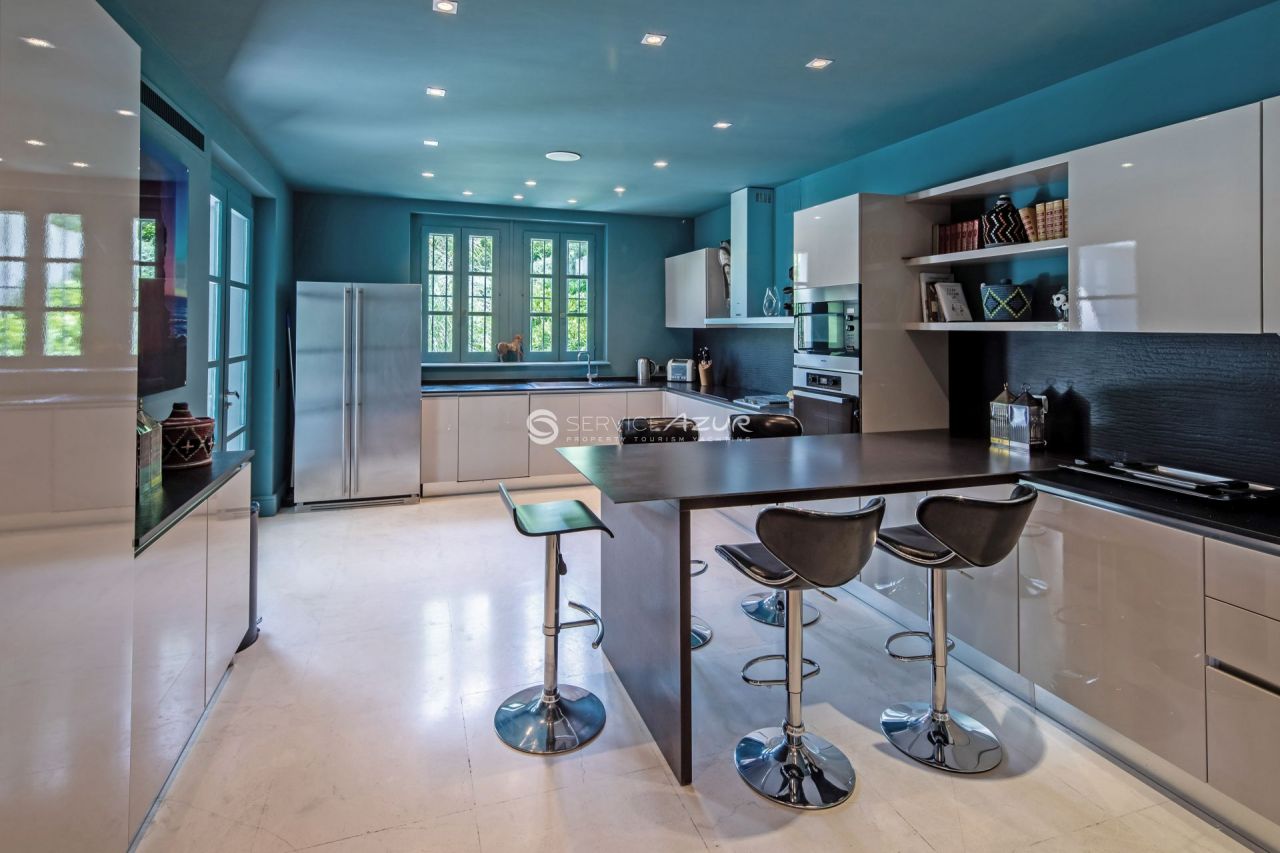 Вилла в Сен-Тропе, Франция, 440 м² - фото 9