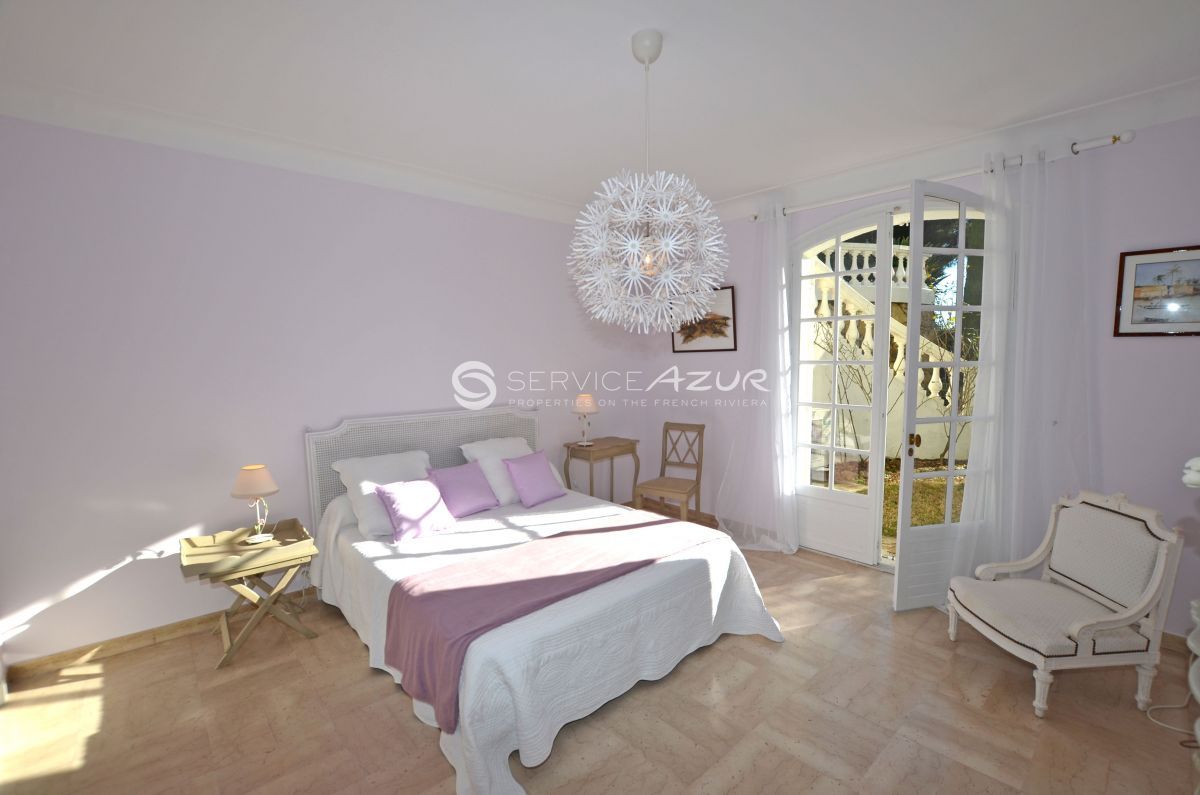 Вилла в Каннах, Франция, 300 м² - фото 11