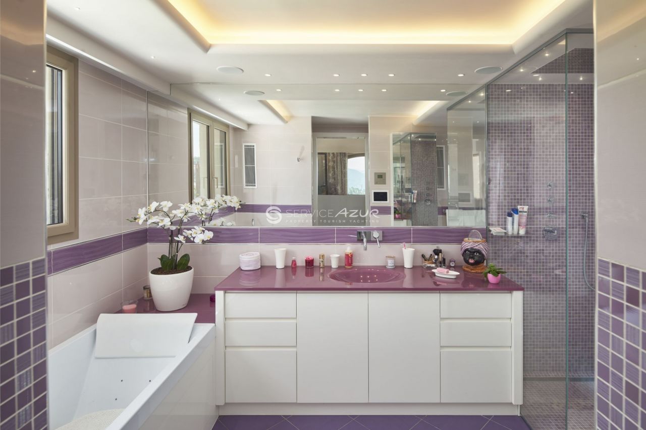 Вилла в Мужене, Франция, 952 м² - фото 11