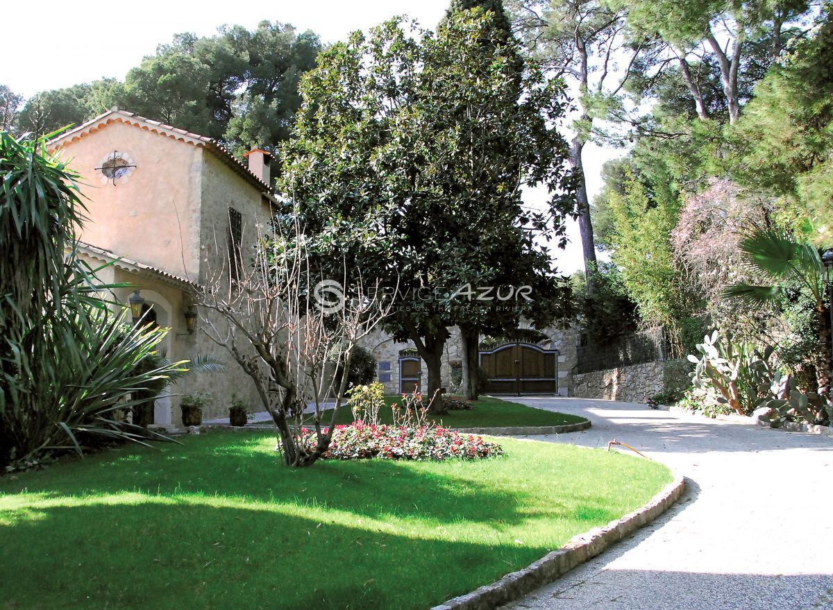 Вилла в Жуан-ле-Пен, Франция, 450 м² - фото 12