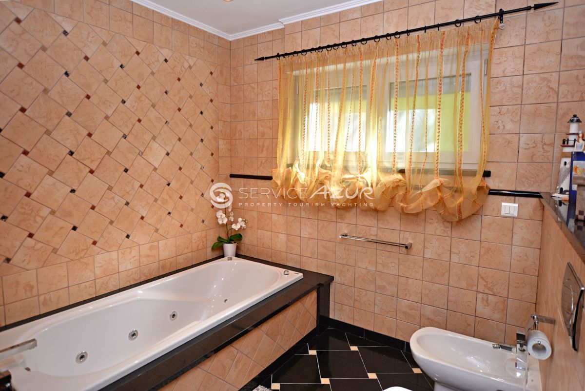 Вилла в Каннах, Франция, 360 м² - фото 12