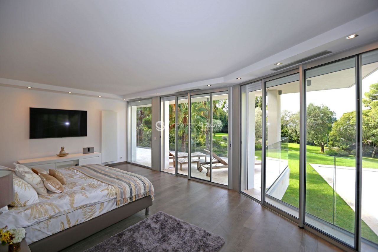 Вилла в Мужене, Франция, 625 м² - фото 12