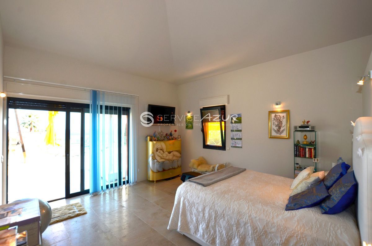 Вилла в Ментоне, Франция, 550 м² - фото 13