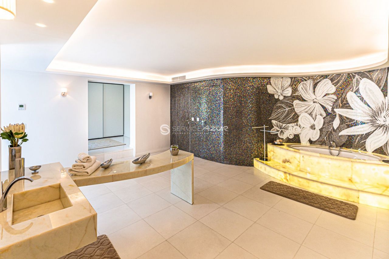 Вилла в Каннах, Франция, 2 000 м² - фото 14