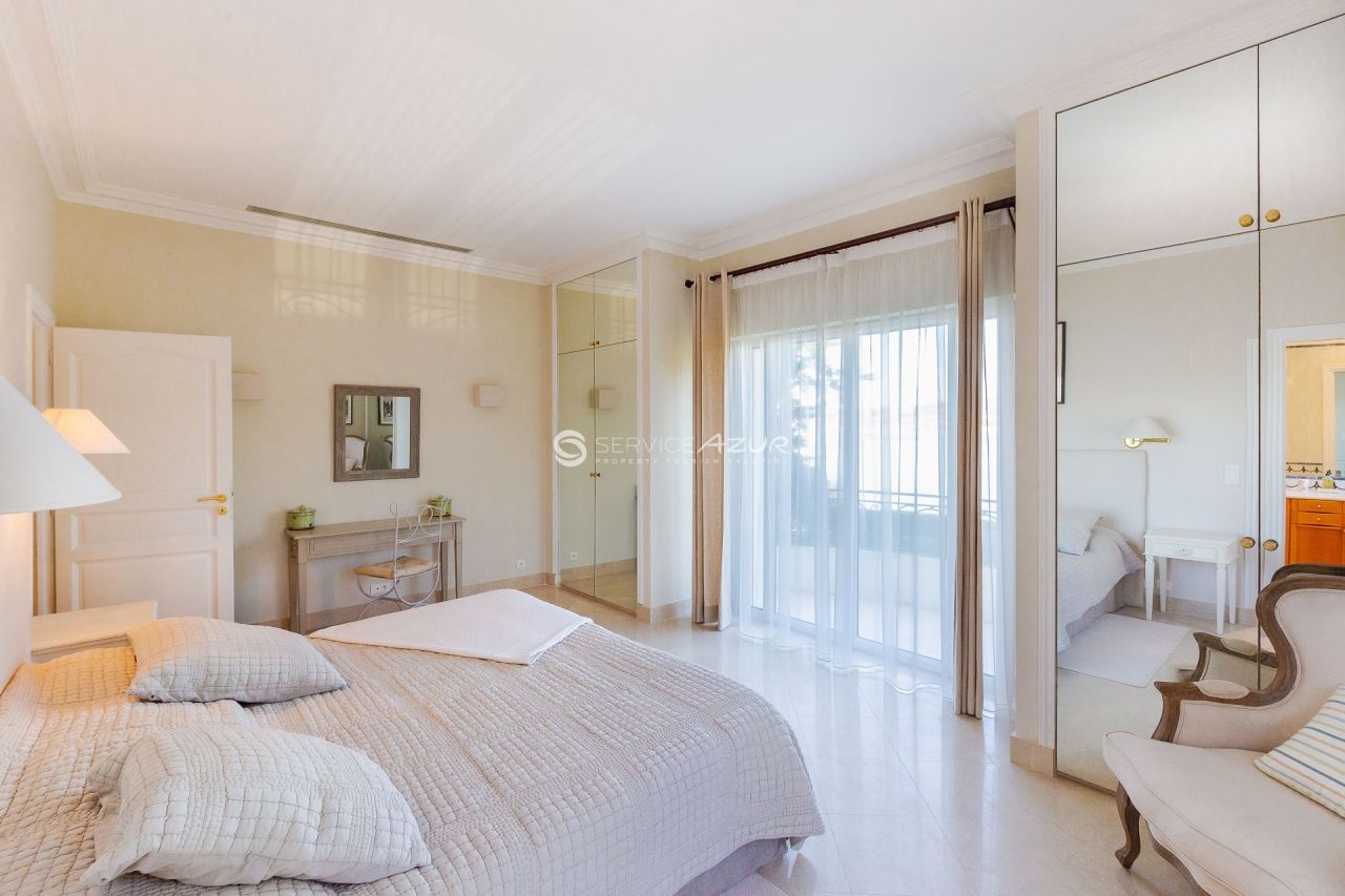 Вилла в Антибе, Франция, 600 м² - фото 15