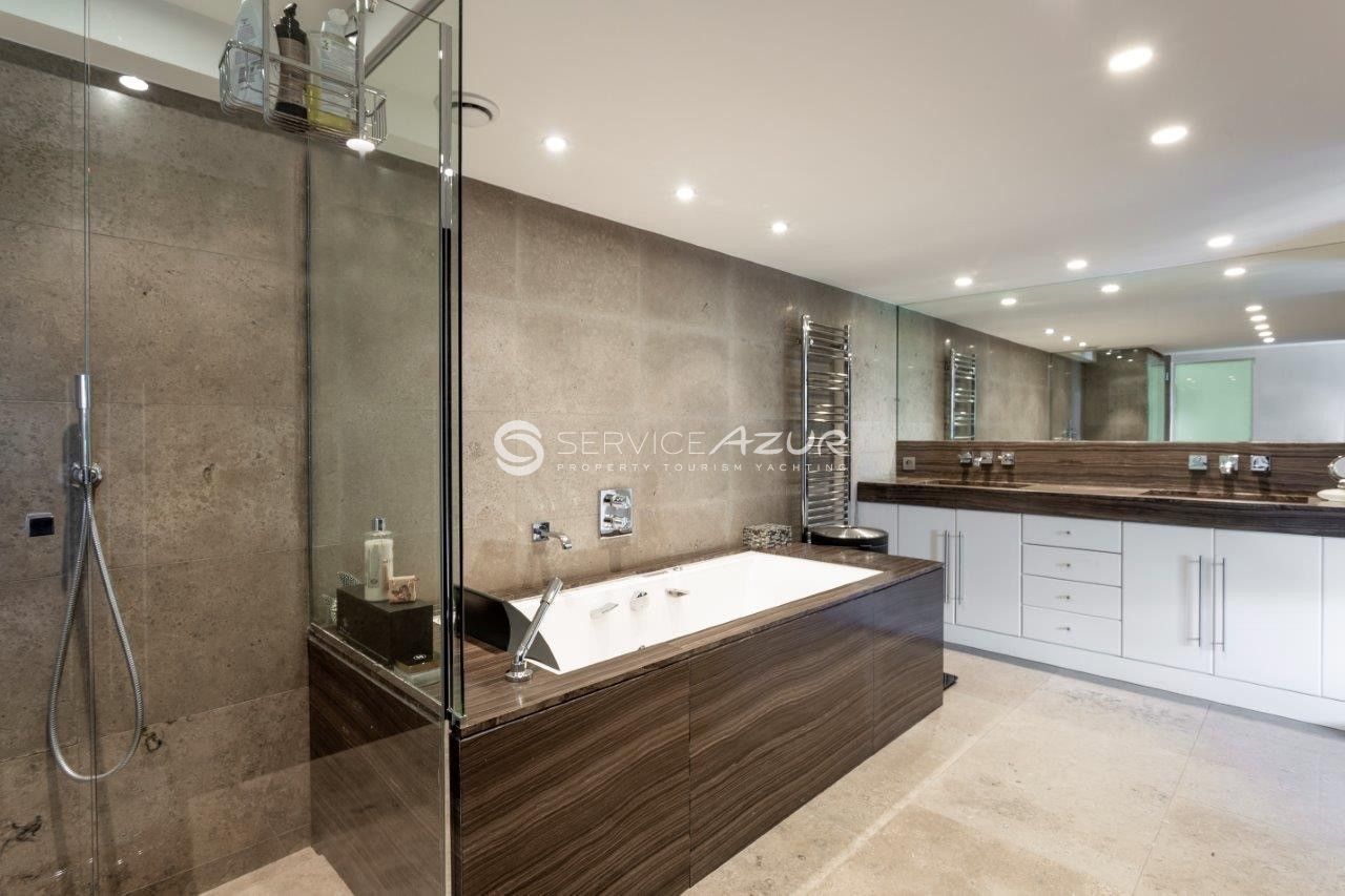 Вилла в Каннах, Франция, 230 м² - фото 15