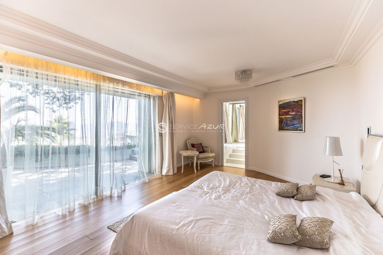 Вилла в Каннах, Франция, 2 000 м² - фото 16