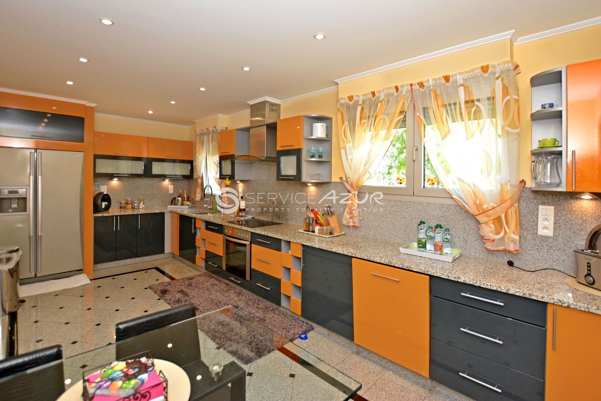 Вилла в Каннах, Франция, 360 м² - фото 17