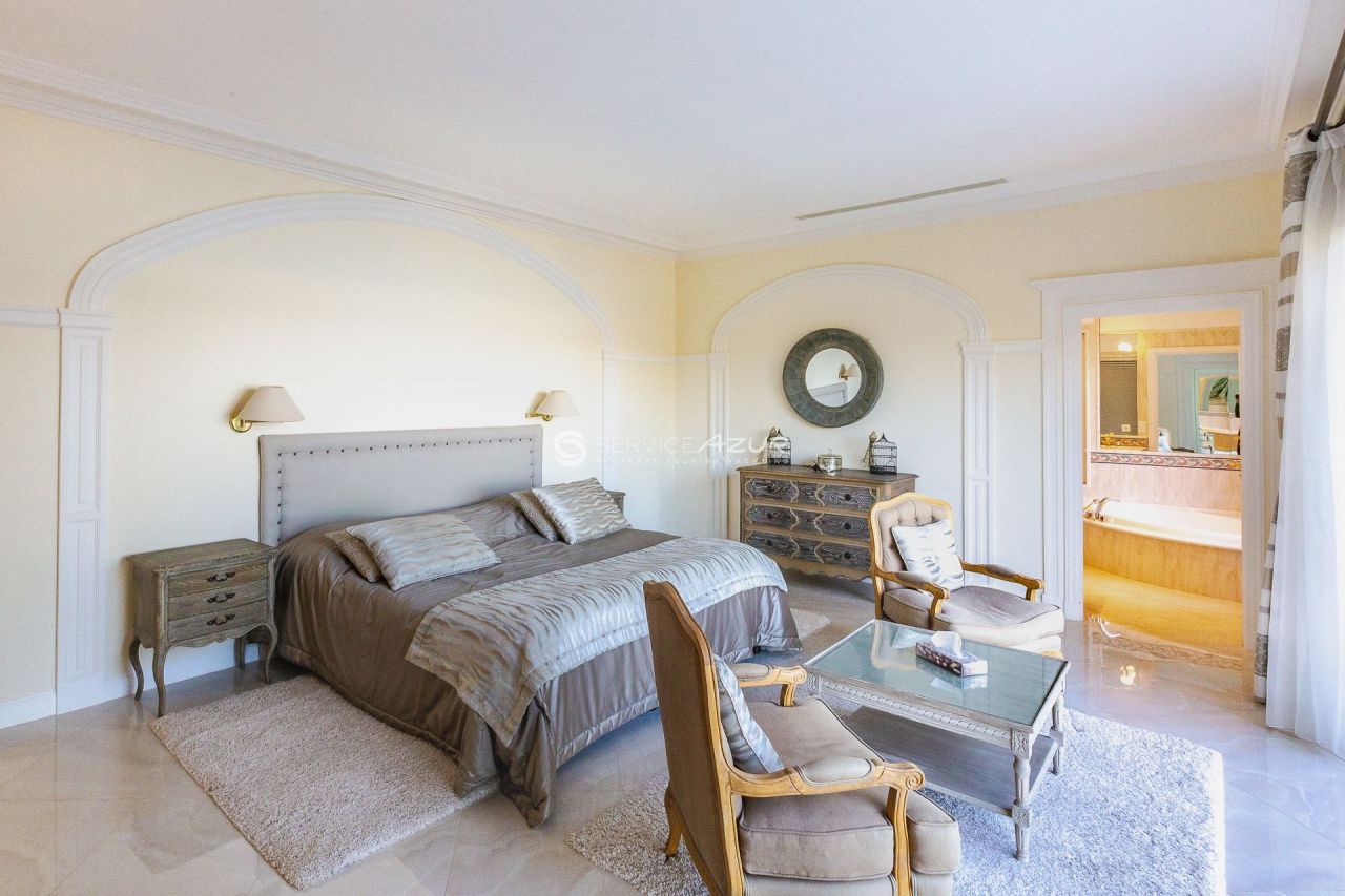 Вилла в Антибе, Франция, 600 м² - фото 17