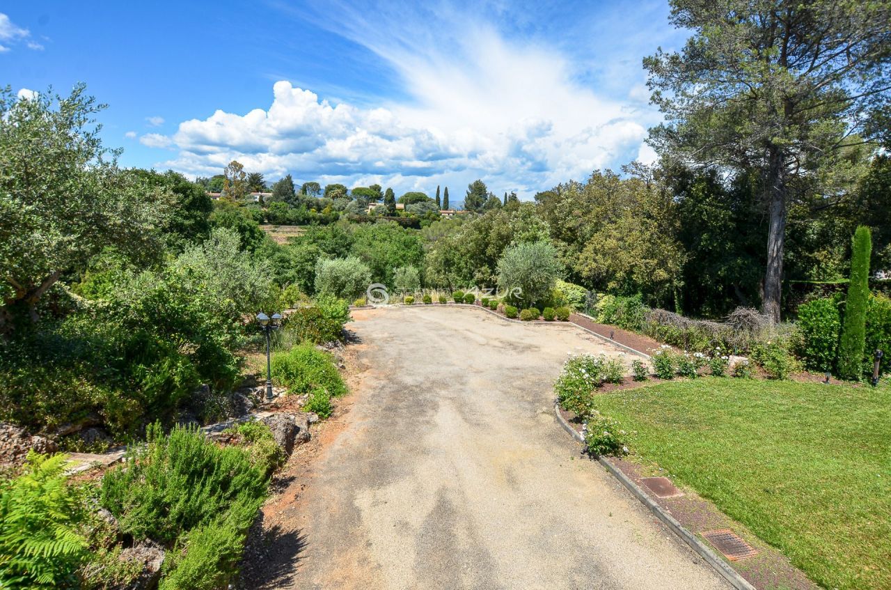 Вилла в Биоте, Франция, 300 м² - фото 18