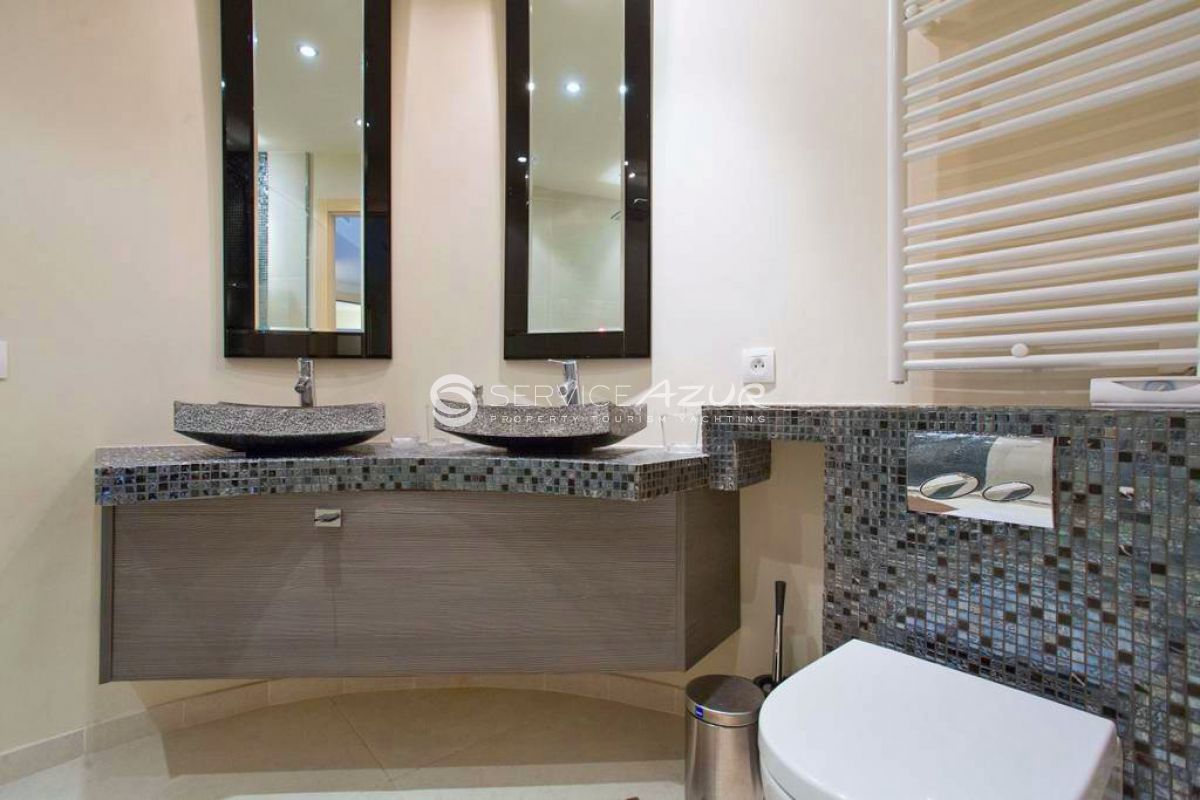 Вилла в Антибе, Франция, 200 м² - фото 19