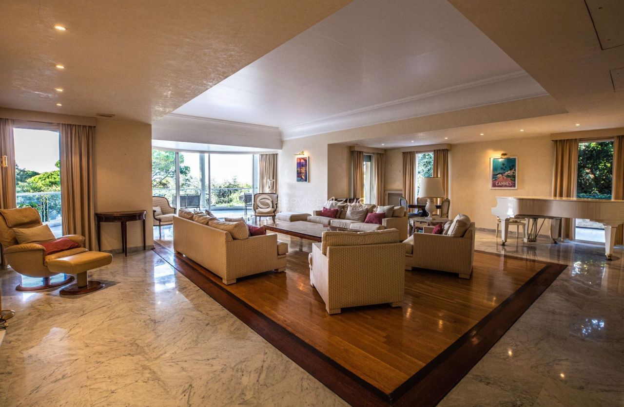 Вилла в Каннах, Франция, 1 300 м² - фото 19