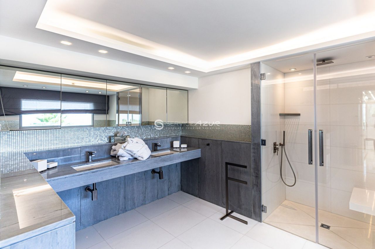 Вилла в Каннах, Франция, 2 000 м² - фото 19