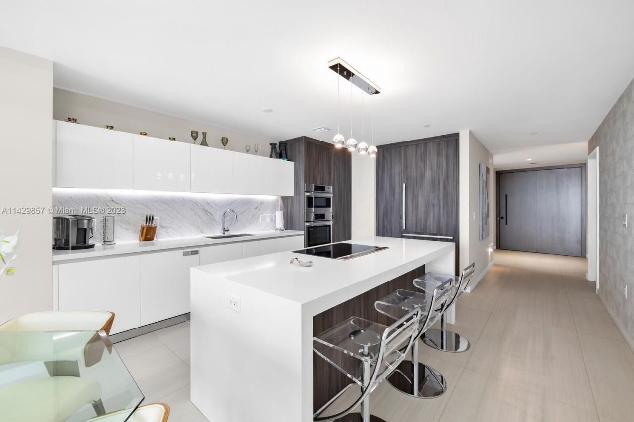 Квартира в Майами, США, 200 м² - фото 11