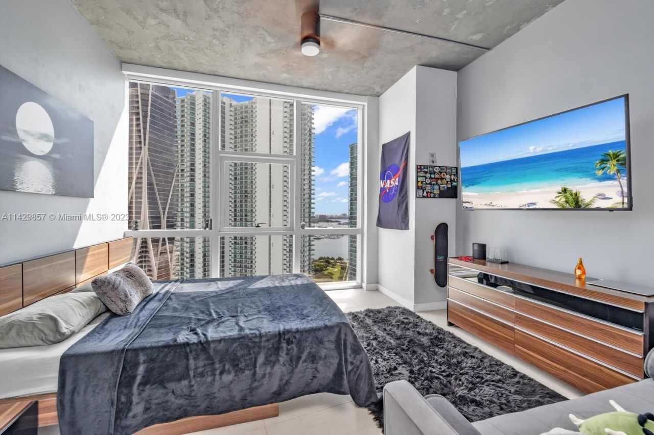 Квартира в Майами, США, 200 м² - фото 18