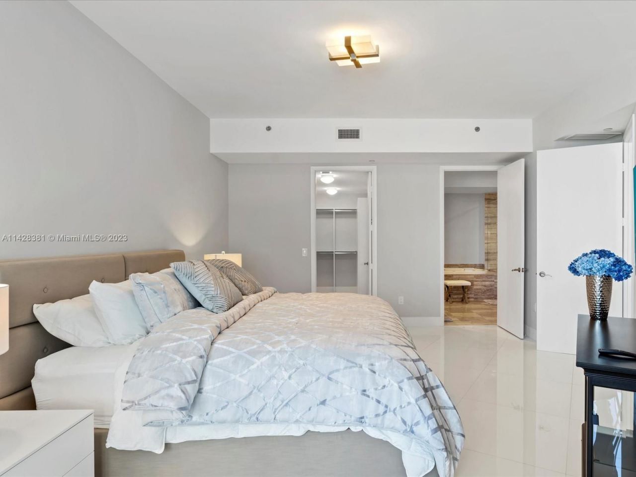 Квартира в Майами, США, 170 м² - фото 12