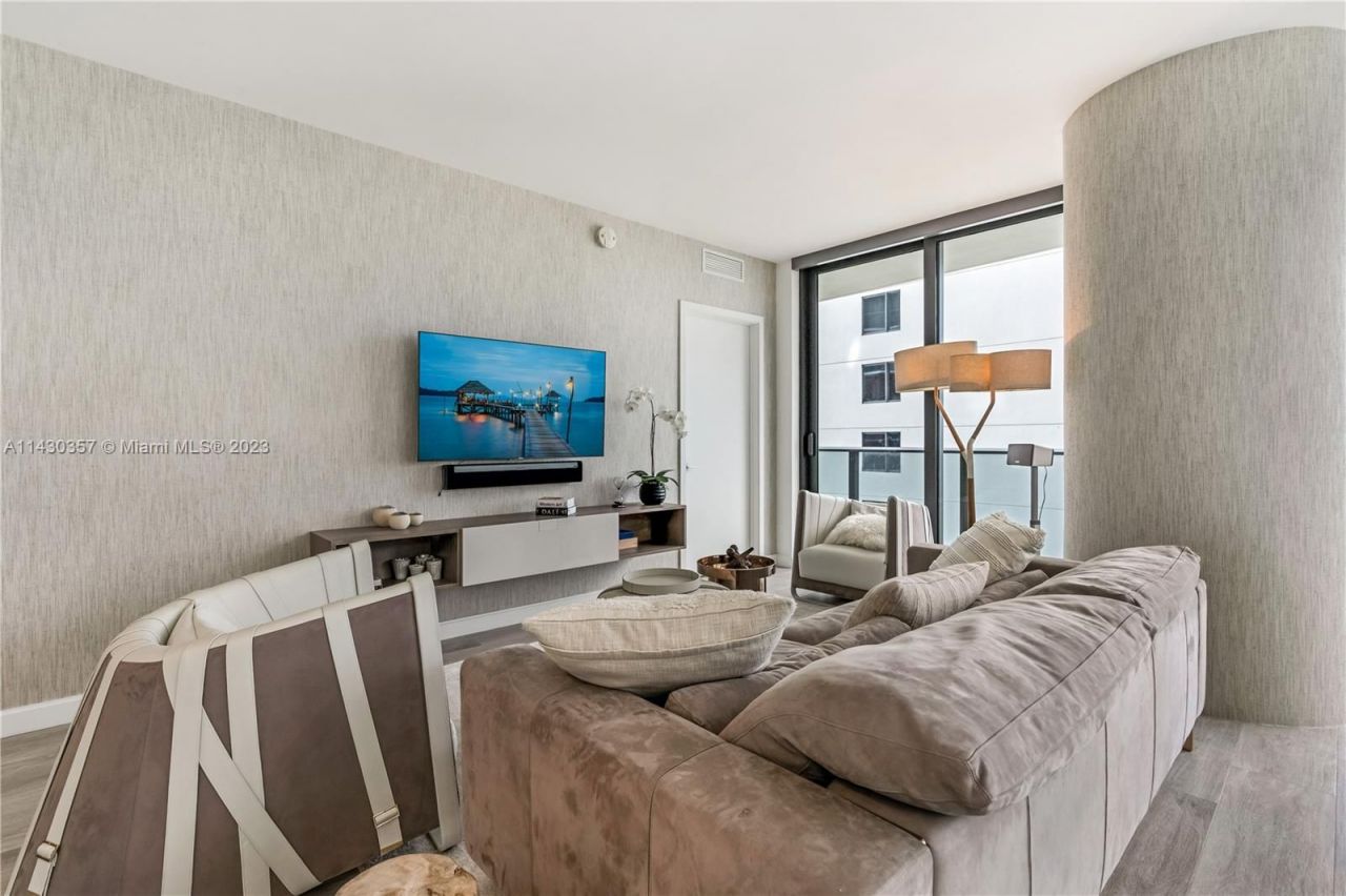 Квартира в Майами, США, 110 м² - фото 2