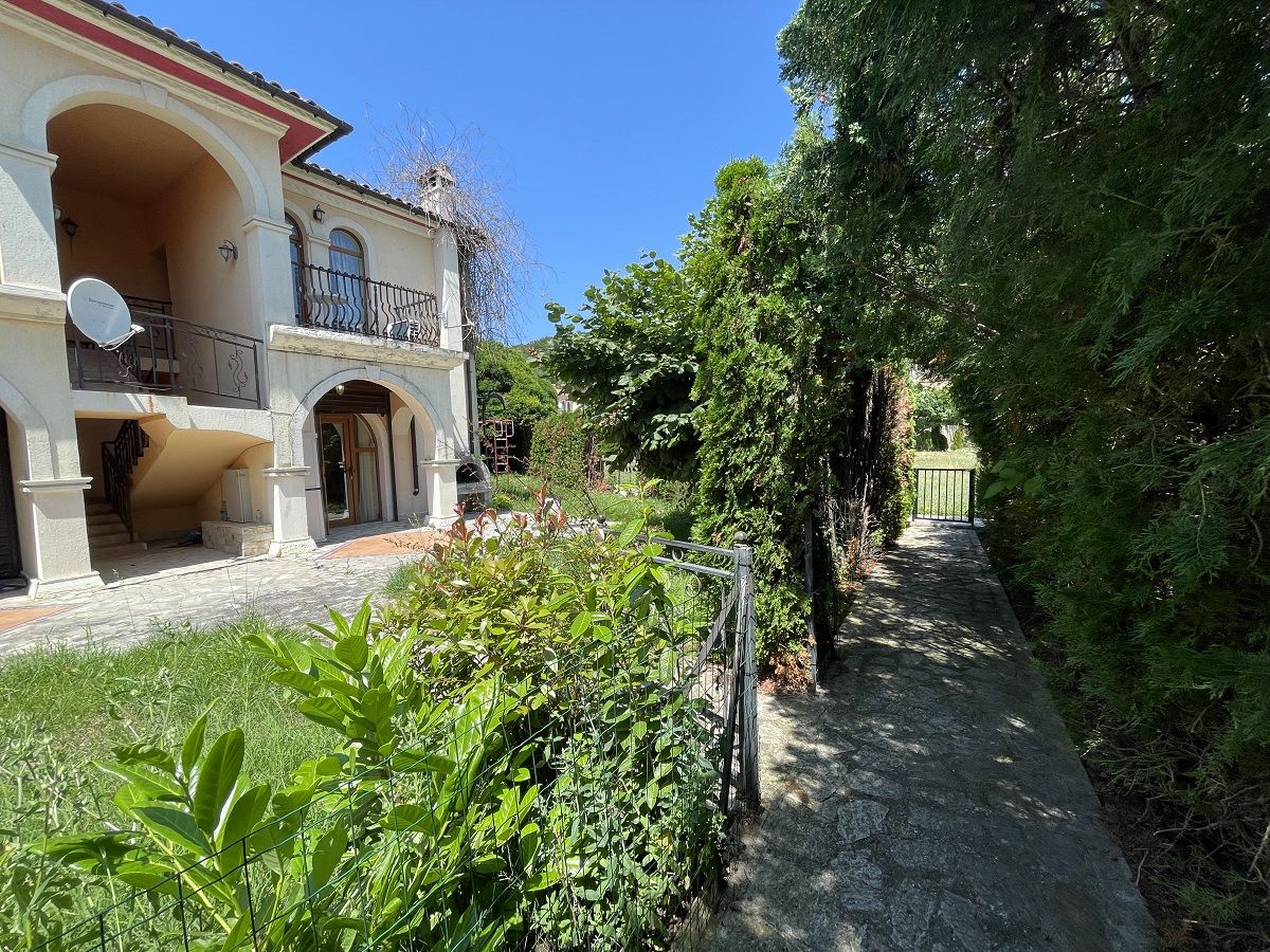 Апартаменты в Елените, Болгария, 108 м² - фото 14