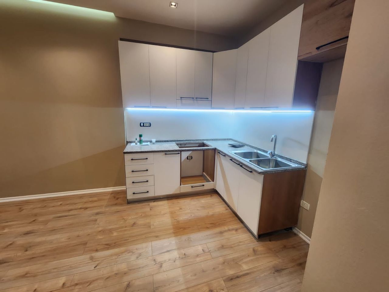 Квартира в Дурресе, Албания, 72 м² - фото 1