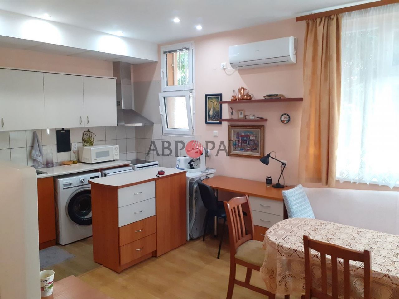 Квартира в Бургасе, Болгария, 60 м² - фото 1