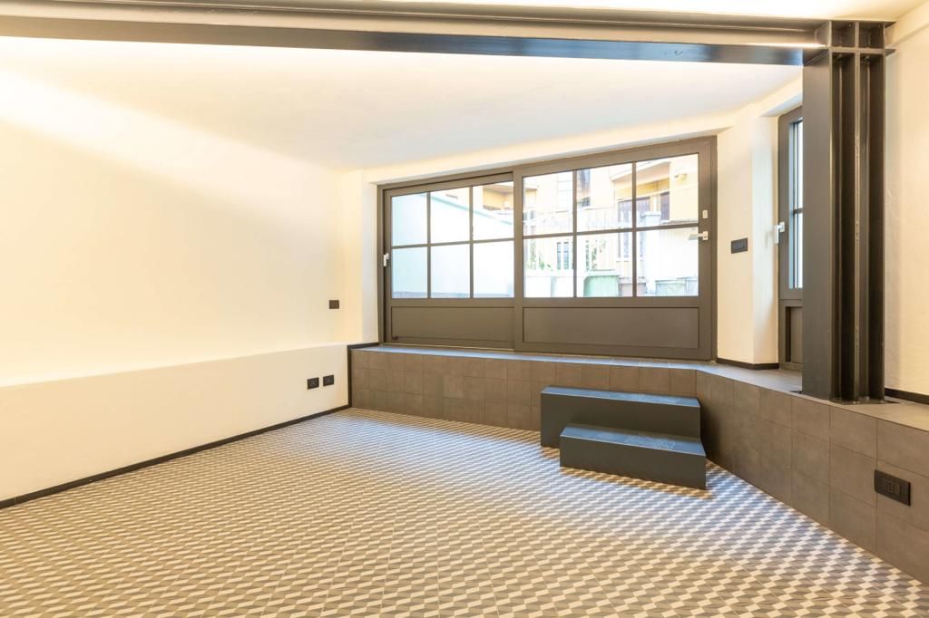 Вилла в Милане, Италия, 97 м² - фото 2