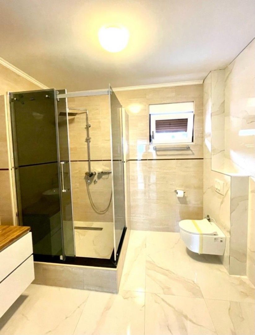 Квартира в Добра Воде, Черногория, 240 м² - фото 18