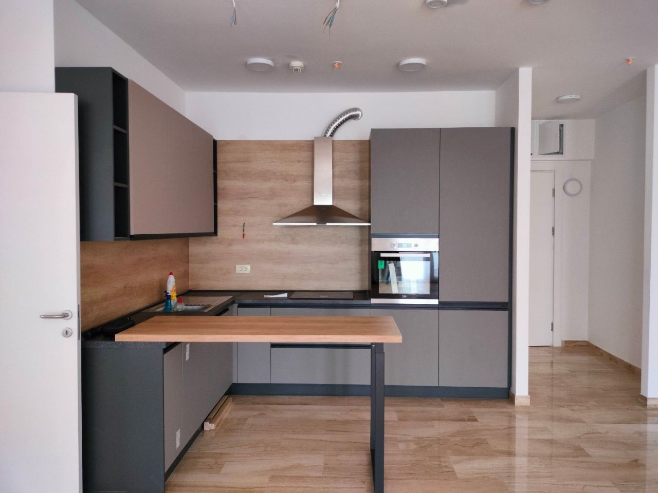 Квартира в Будве, Черногория, 104 м² - фото 2