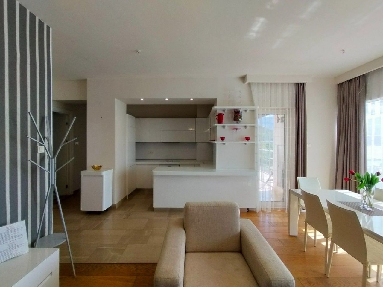 Квартира в Будве, Черногория, 85 м² - фото 3