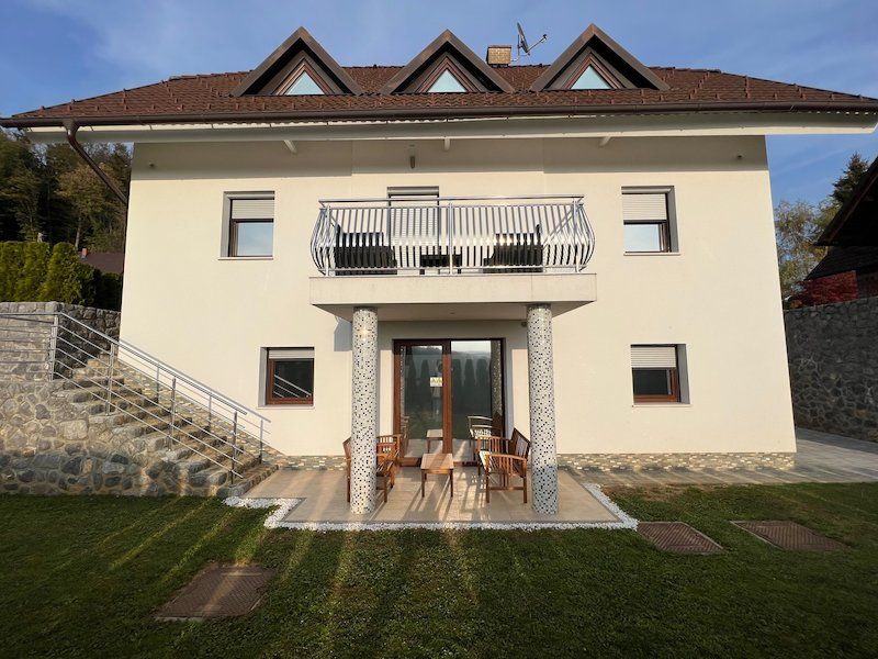 Дом в Иванчна-Горице, Словения, 305 м2 - фото 1