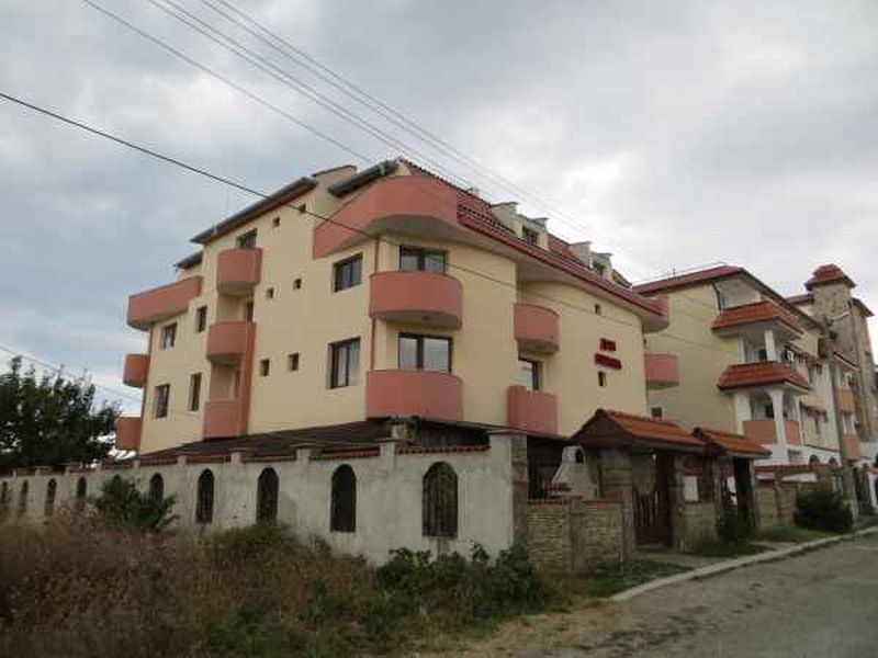 Отель, гостиница в Черноморце, Болгария, 1 250 м2 - фото 1