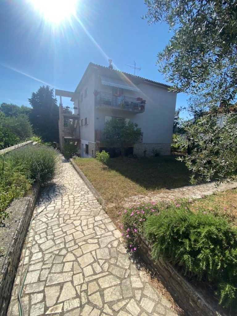 Дом в Пуле, Хорватия, 420 м2 - фото 1