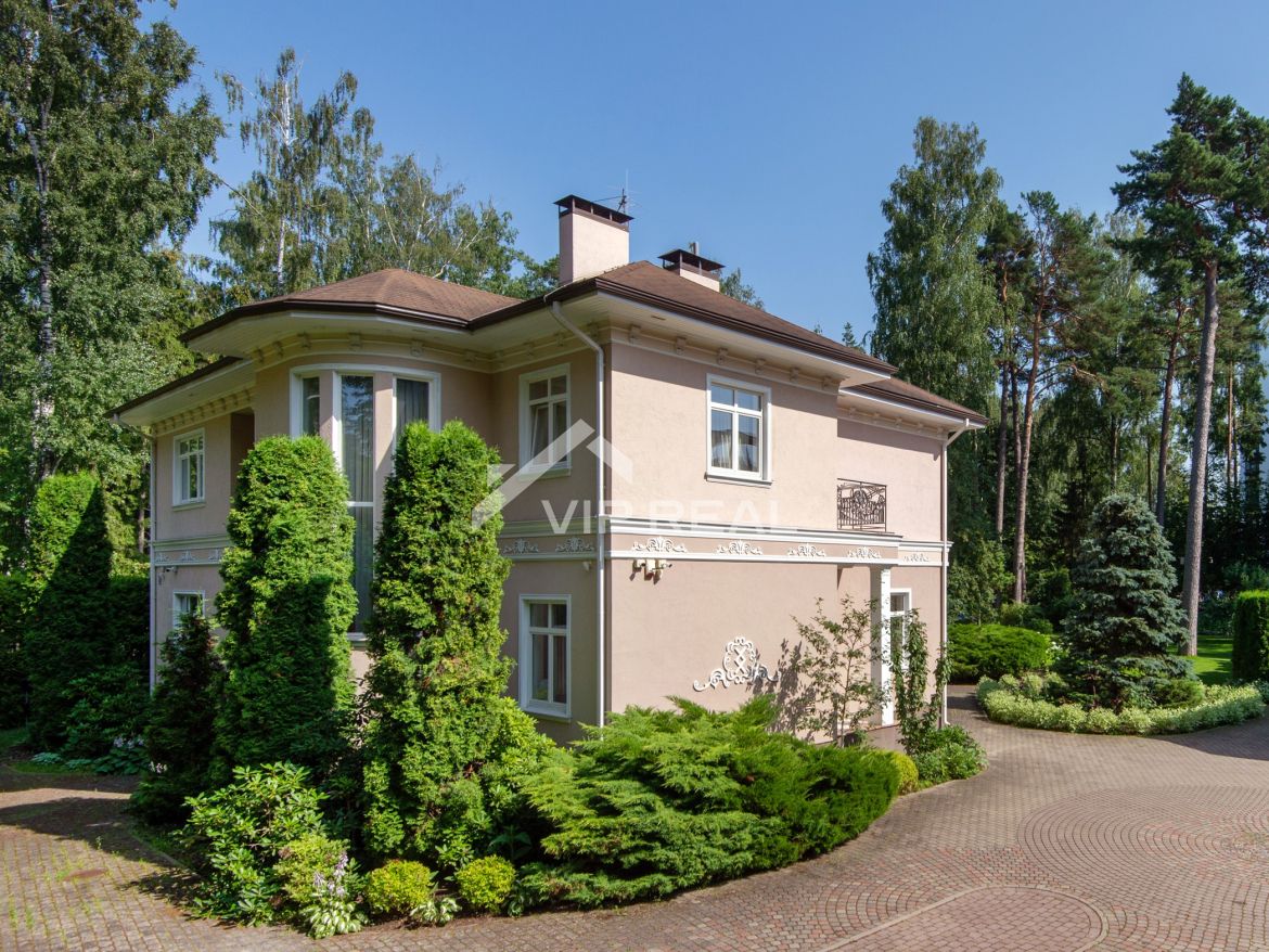 Дом в Юрмале, Латвия, 600 м2 - фото 1
