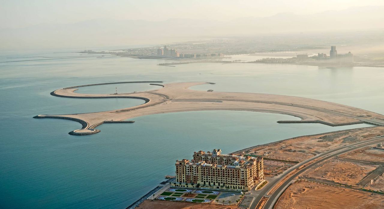 Земля в Рас-эль-Хайме, ОАЭ, 6 070 м² - фото 5