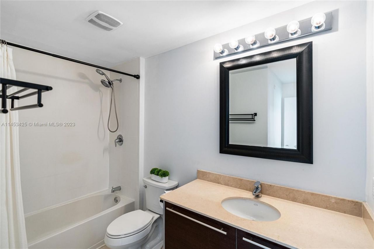 Квартира в Майами, США, 70 м² - фото 6