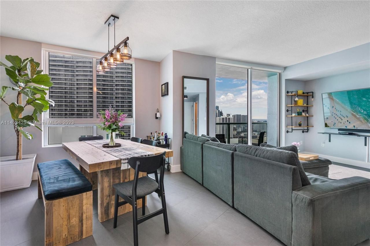 Квартира в Майами, США, 70 м² - фото 2