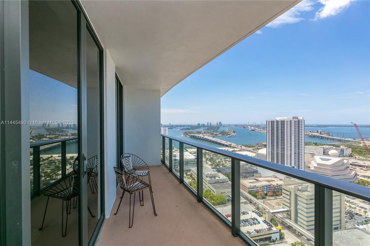 Квартира в Майами, США, 80 м² - фото 2